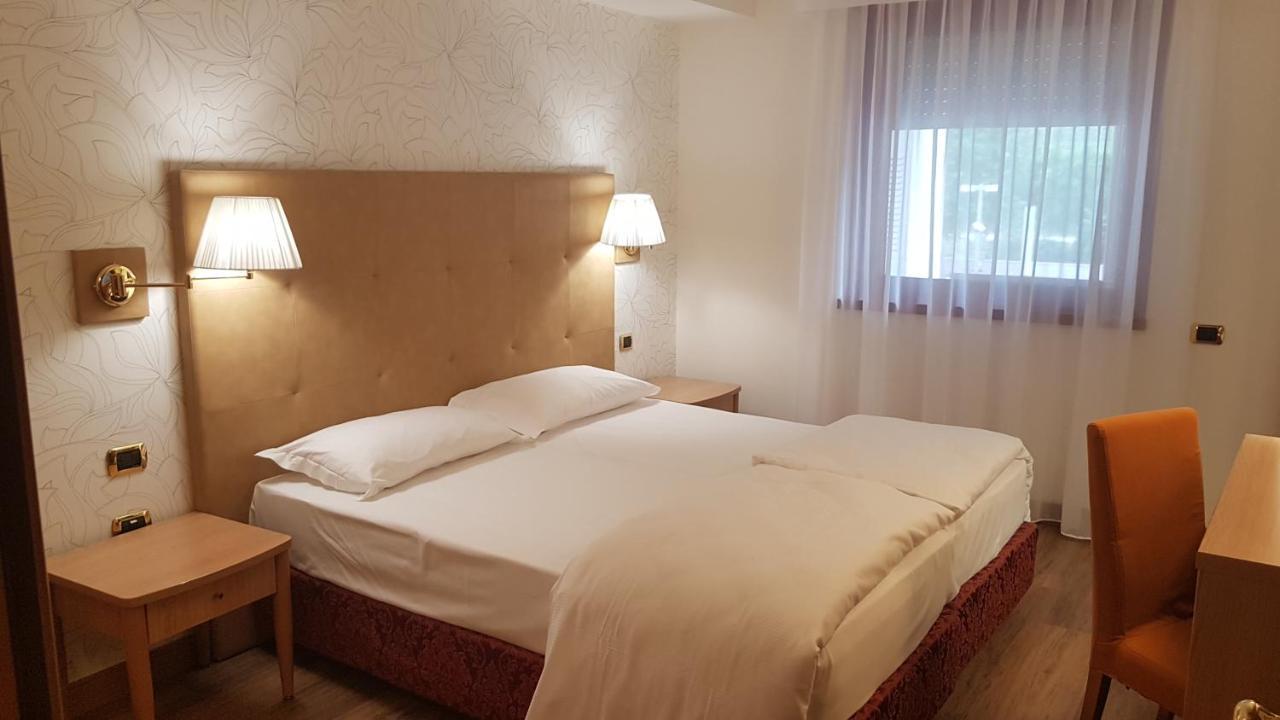 Hotel Sporting Trento Eksteriør bilde