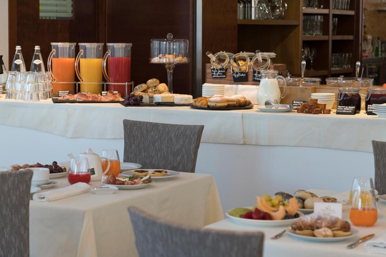 Hotel Sporting Trento Eksteriør bilde